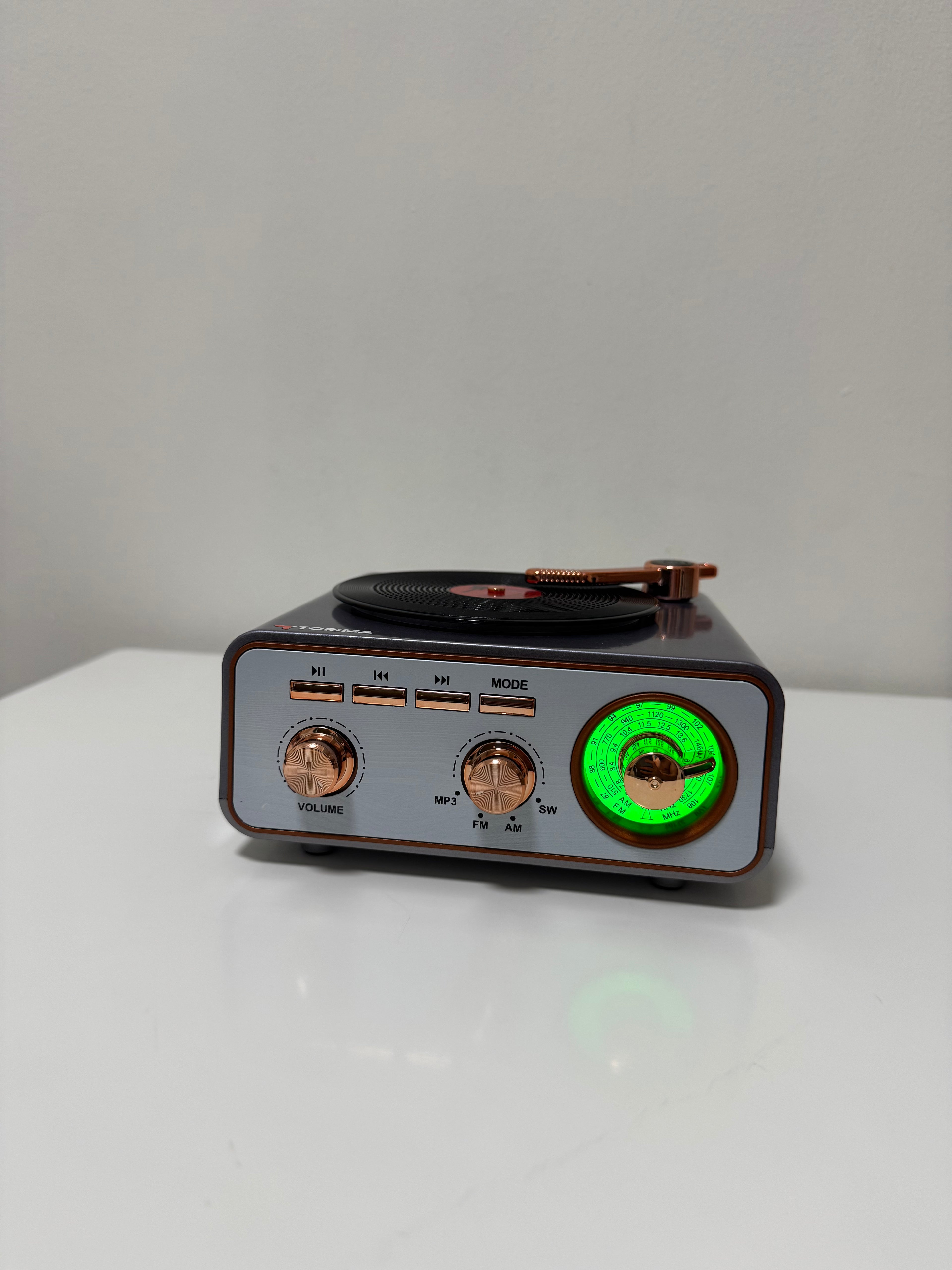 Nostalgia Royale Speaker